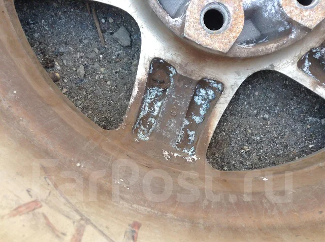 YST X-15. 6.0x15", 5x114.3, ET40 ����