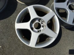 YST X-15. 6.5x15", 4x114.30, 5x114.30 ����