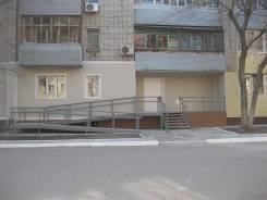 Помещение (с арендатором). Переулок Инский 1а, р-н Индустриальный, 102 кв. м. Дом снаружи