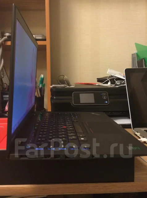 Lenovo ThinkPad X1 Carbon. 2,6����, ��� 4 ��, ���� 128���, ����������� �� 9��. ����
