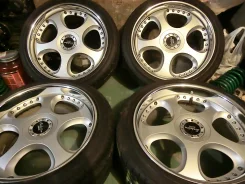 Mayhem Evolution. 9.0x18", 5x114.3, ET35, �� 73���. ����