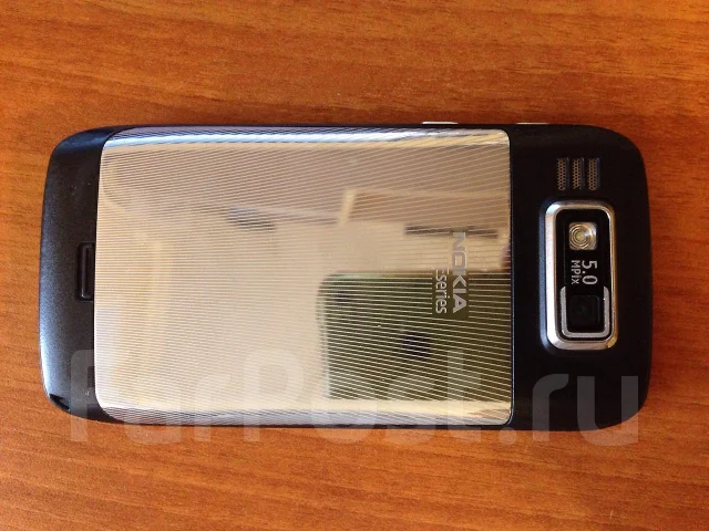 Nokia E72. �/� ����