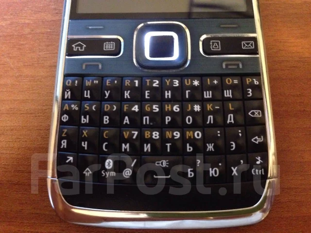 Nokia E72. �/� ����