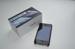 Apple iPhone 4 ����