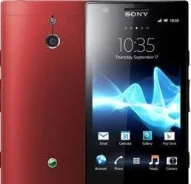 Sony Xperia P. �/�