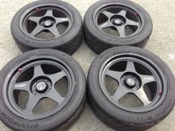 Desmond Promoda. 8.0/9.0x17", 5x114.3, ET35/38 ����