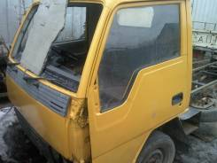 Кабина. Mitsubishi Canter, FB308