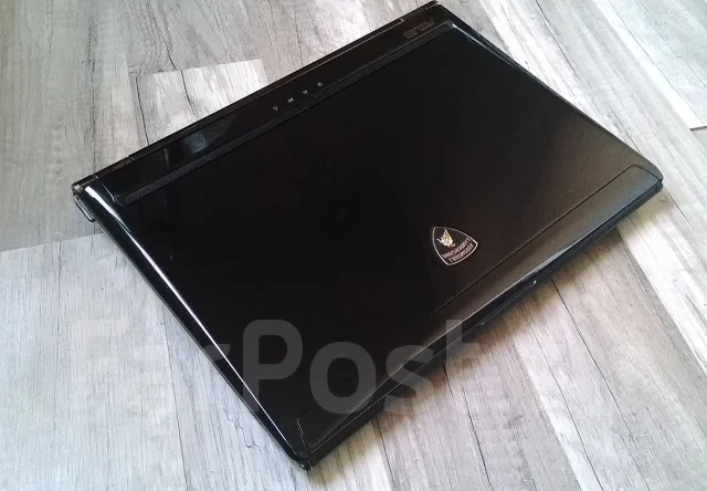 ASUS Lamborghini. 2,6����, ��� 4 ��, ���� 820���, WiFi: 1, Bluetooth: 1 ����