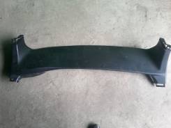 Обшивка крышки багажника. Toyota Prius, ZVW30, ZVW30L Двигатель 2ZRFXE