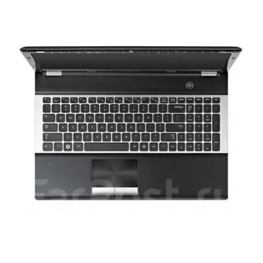 Samsung RC530. 15.6", 2,5����, ��� 8 ��, ���� 500���, WiFi: 1, Bluetooth: 1 ����