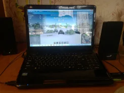 DNS Gamer. 15.6", 2,5����, ��� 4 ��, ���� 640���, WiFi, Bluetooth, ����������� �� 8��. ����