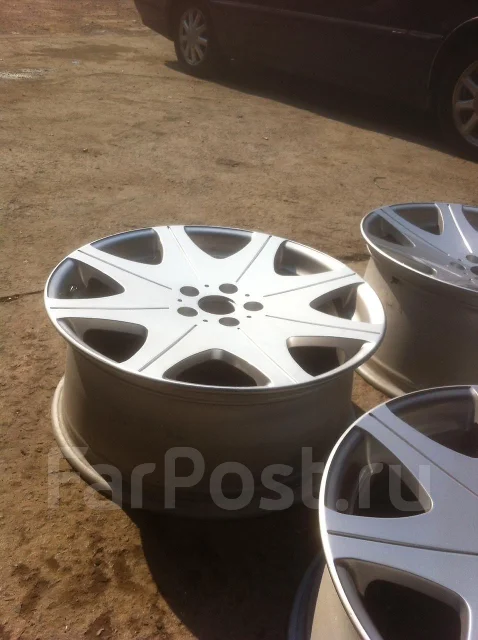 Hot Stuff Stich Legzas D800. 8.0/9.0x19", 5x114.3 ����