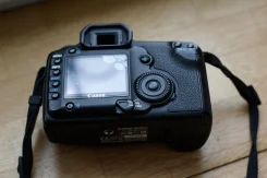 Canon EOS 5D ����