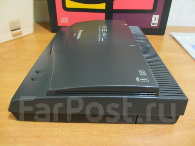 Легендарная игровая приставка panasonic 3do во Владивостоке