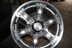 YST X-14. 8.0x16", 5x139.70 ����