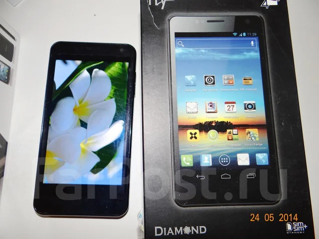 Philips Xenium W832 ����