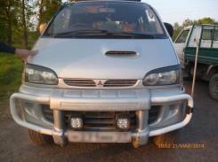 Накладка на фару. Mitsubishi Delica
