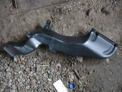 Патрубок воздухозаборника. Toyota Prius, NHW20 Двигатель 1NZFXE