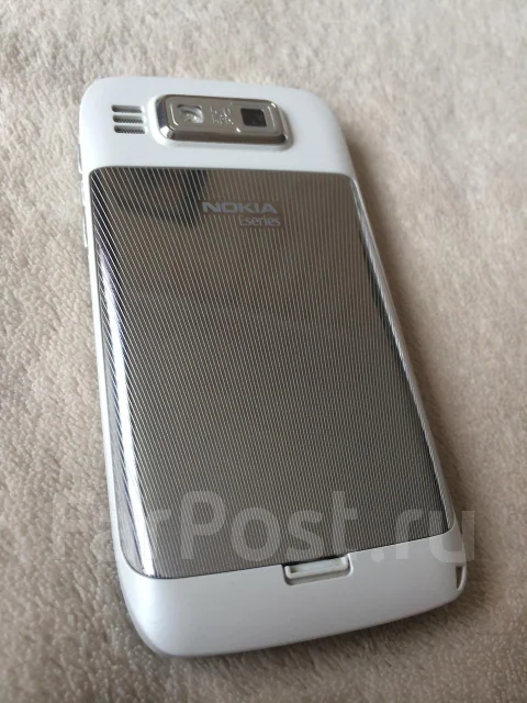 Nokia E72. ����� ����