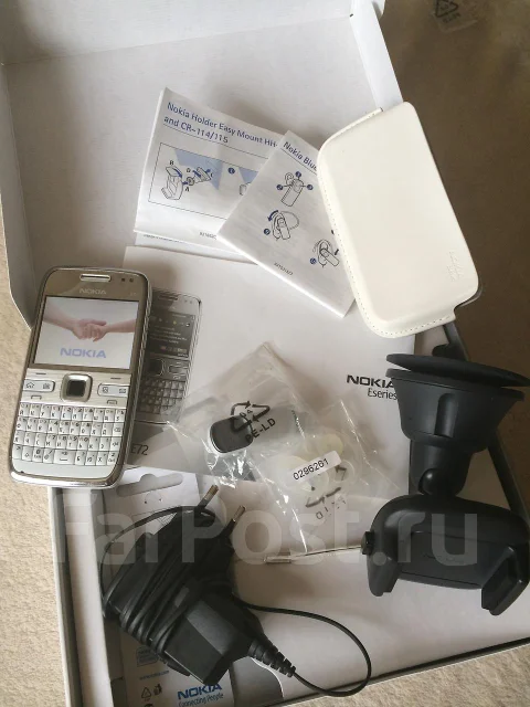 Nokia E72. ����� ����