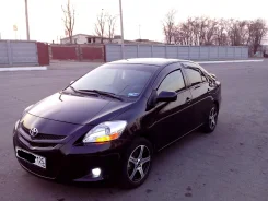 Toyota Yaris. �������, ��������, 1.5, ������ ����