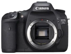 Canon EOS 7D Body. 15 - 19.9 ��