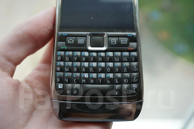 Nokia E71. �/� ����