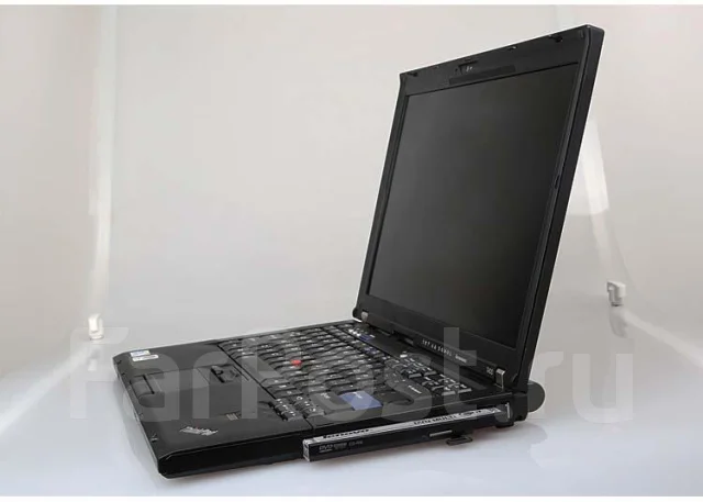 Lenovo ThinkPad T400. 2,4����, ��� 2048 ��, ���� 160���, WiFi: 1, Bluetooth: 1, ����������� �� 2��. ����