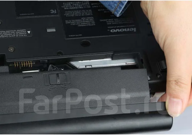 Lenovo ThinkPad T400. 2,4����, ��� 4 ��, ���� 160���, WiFi: 1, Bluetooth: 1, ����������� �� 2��. ����