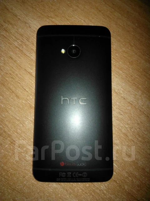 HTC One ����
