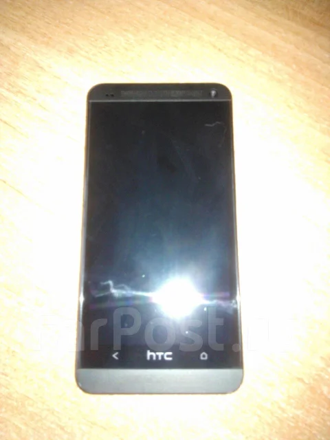 HTC One ����