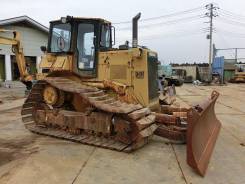 Caterpillar D4H. Японский бульдозер , вес 11 т, 5 200 куб. см., 11 000,00 кг.