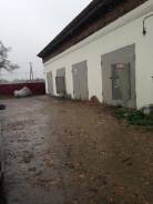 Сдам в аренду бокс(150м2) в центре под СТО, цех или склад. 150 кв. м., Комсомольская ул, р-н МЖК. Дом снаружи