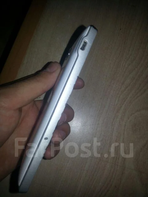 Sony Ericsson Xperia SP. �/� ����