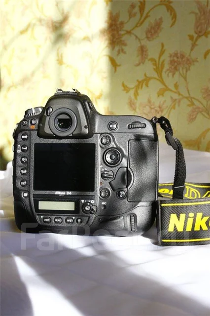 Nikon D4 ����