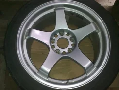 URAS. 8.0x17", 5x114.3, ET30 ����