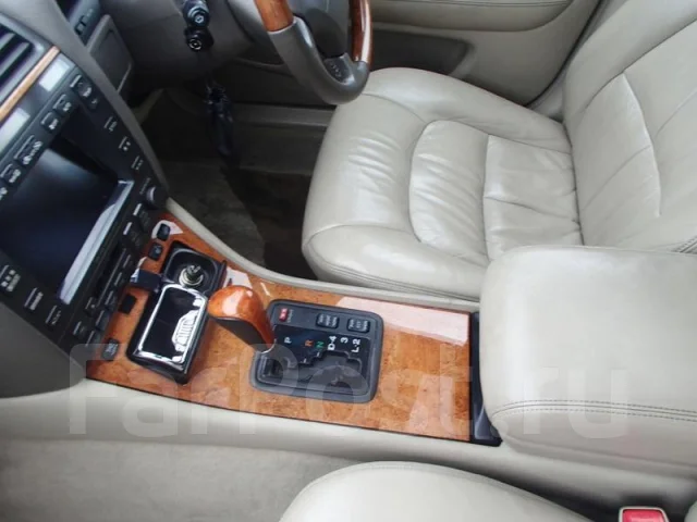 Toyota Celsior. 21, 1UZ ����