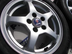 Saab. 6.5x15", 5x114.3, ET49 ����