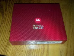 Motorola RAZR MAXX ����