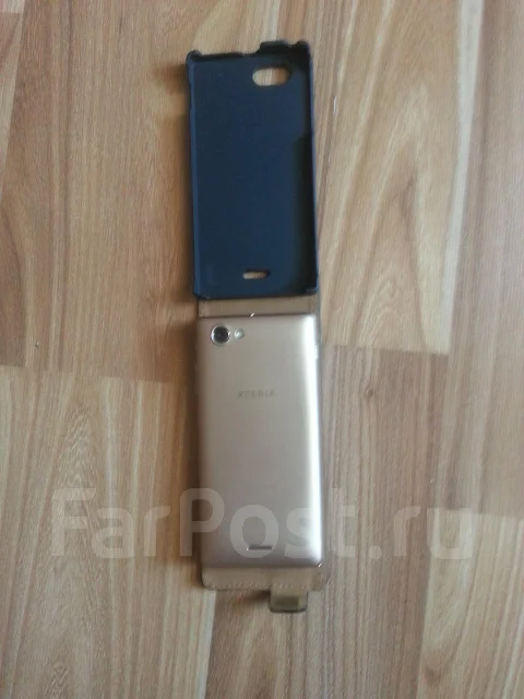 Sony Xperia J ����