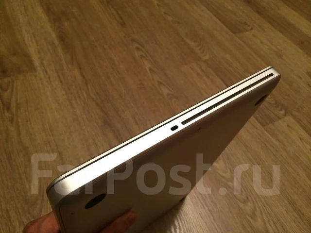 Apple MacBook Pro 15 2010 Mid. 2,4����, ��� 4 ��, ���� 320���, WiFi: 1, Bluetooth: 1, ����������� �� 4��. ����