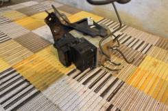 Блок abs. Nissan Wingroad, WFY10 Двигатели: GA15DE, GA15