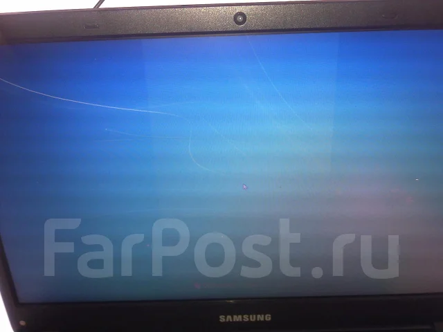 Samsung 300E4A. 2����, ��� 4 ��, ���� 1���, WiFi: 1, Bluetooth: 1, ����������� �� 1��. ����