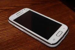 Samsung Galaxy Ace 2 ����