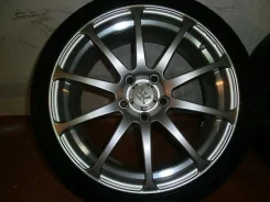 YST X-3. 8.0x18", 5x114.30, ET47 ����