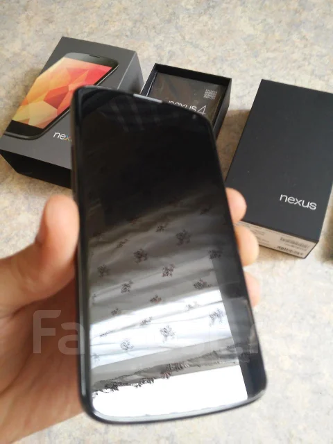 LG Nexus 4 ����