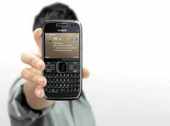 Nokia E72. �/� ����
