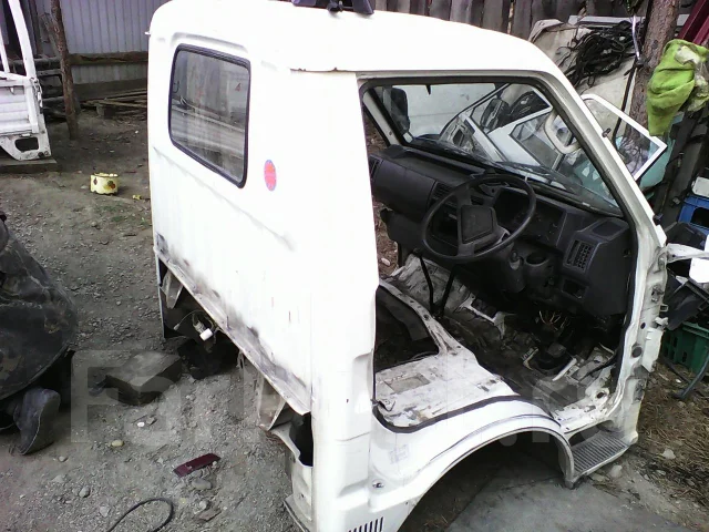 Mazda Bongo. 8, RFR2 ����