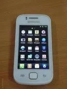 Samsung Galaxy Gio ����
