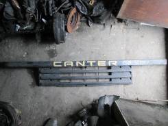 Решетка радиатора. Mitsubishi Canter